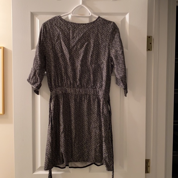 Decjuba Dress - Picture 3 of 3